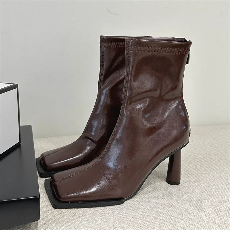 Royale Casual Boots